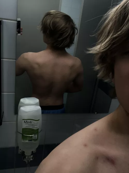 Back grind (m) by kingoppveeti