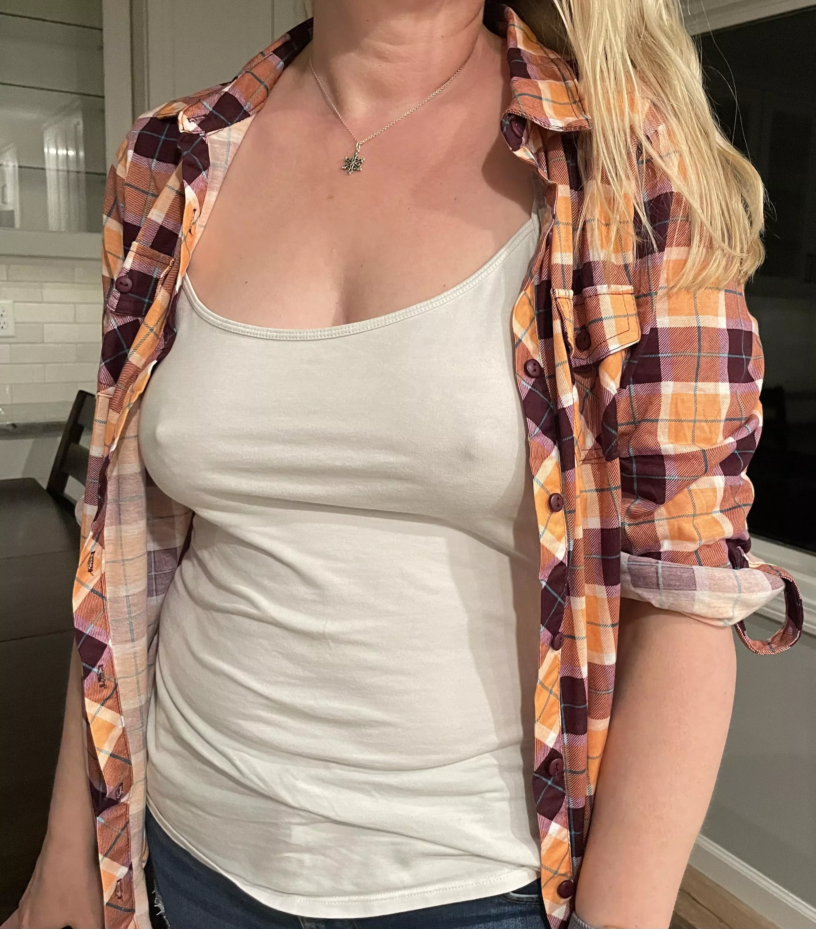 Back home after a night out. Bra is first thing off 😉 posted by Sockcum