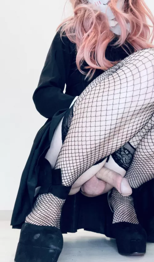 Back in black 🌹 by tikago