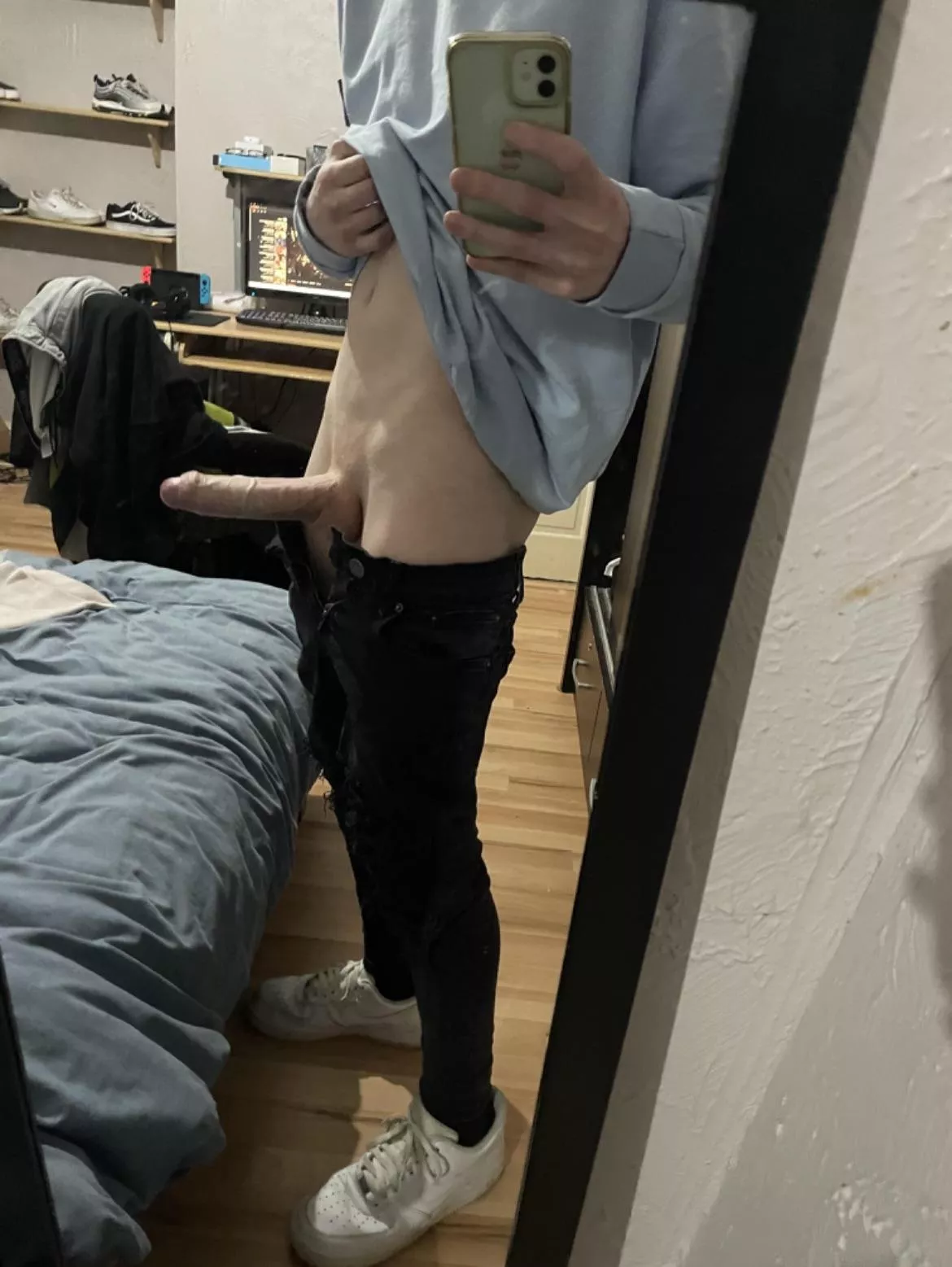 Back in blue 💙 posted by wxsstty2