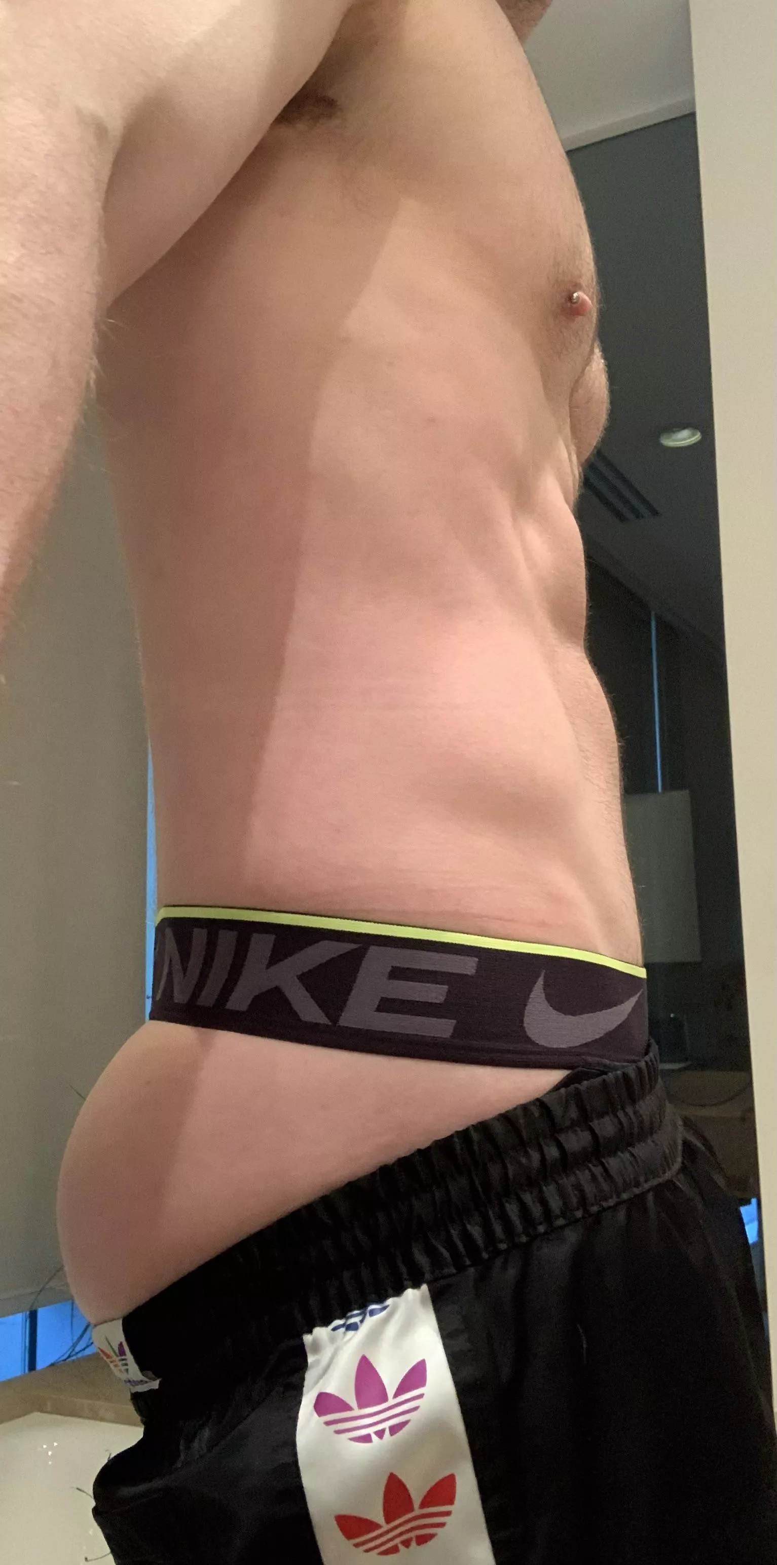 Back squat PR posted by bulgingjocks