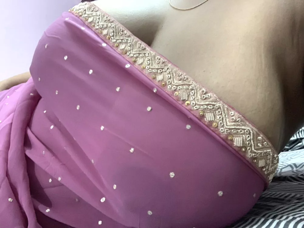 Back with a small tease posted by luckyhubred