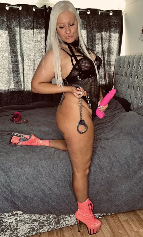 Bad boys get punished,think you could handle it? by sparkly-and-savage