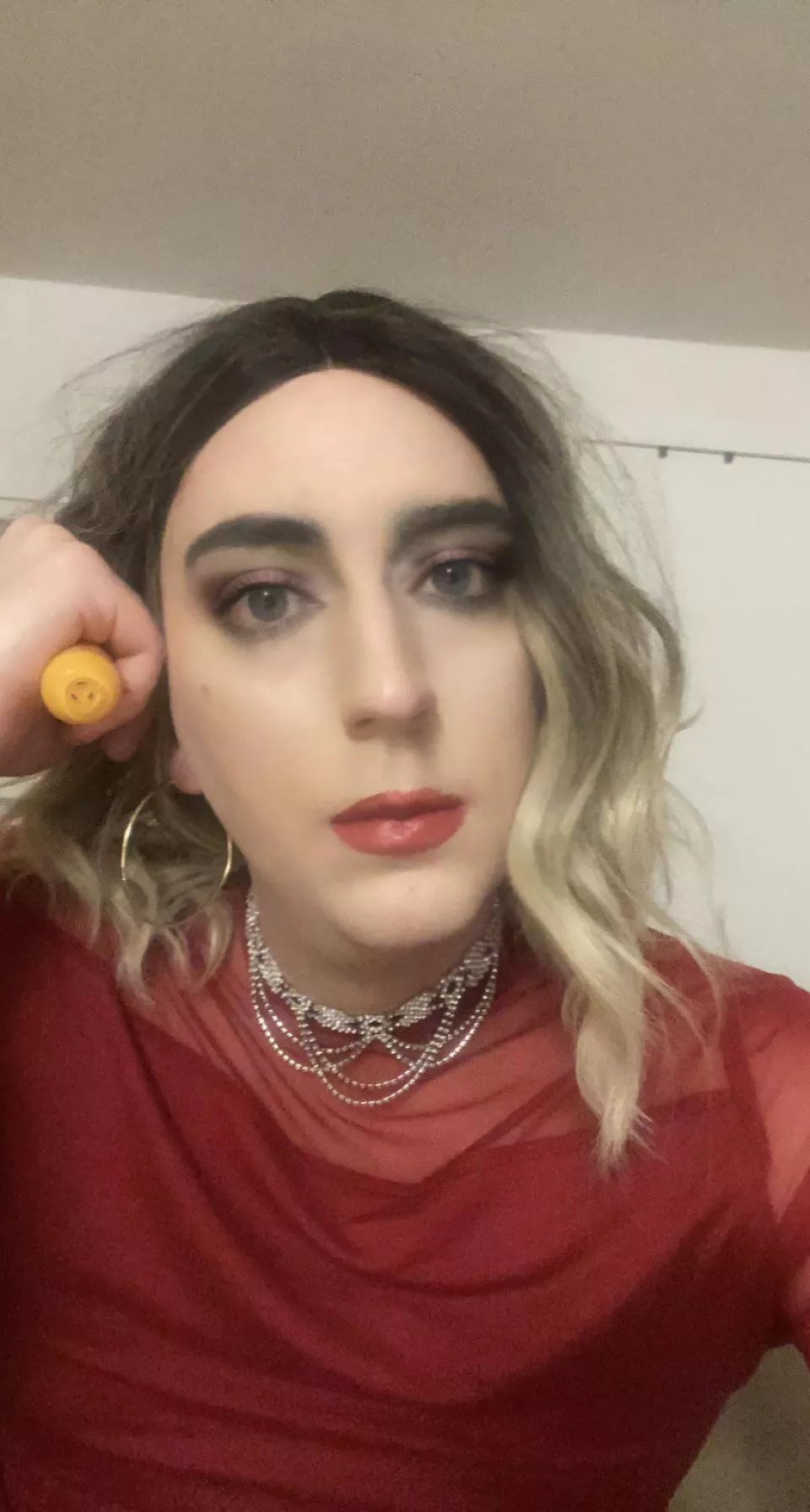 Bad make up day but I still feel beautiful inside 💖 posted by thathoechloe