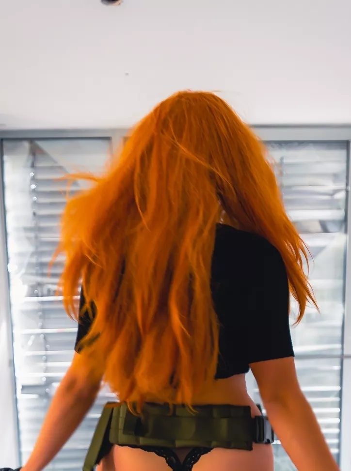 Badly cut image [F] posted by littletaleteller