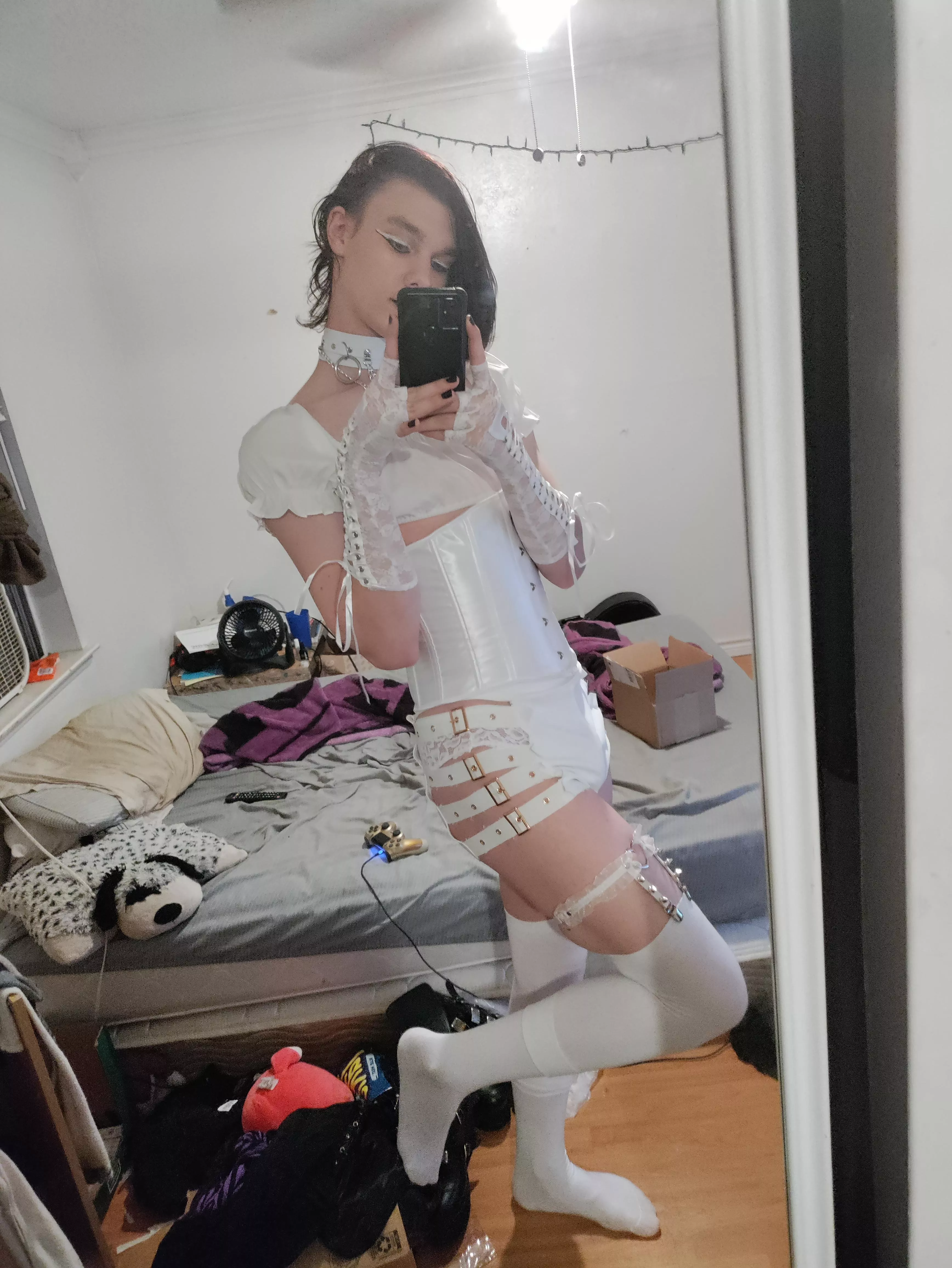 Bam Glam Thank You Ma'am posted by reesesnuts