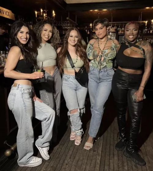 Bar girls [5] by swordmastax10