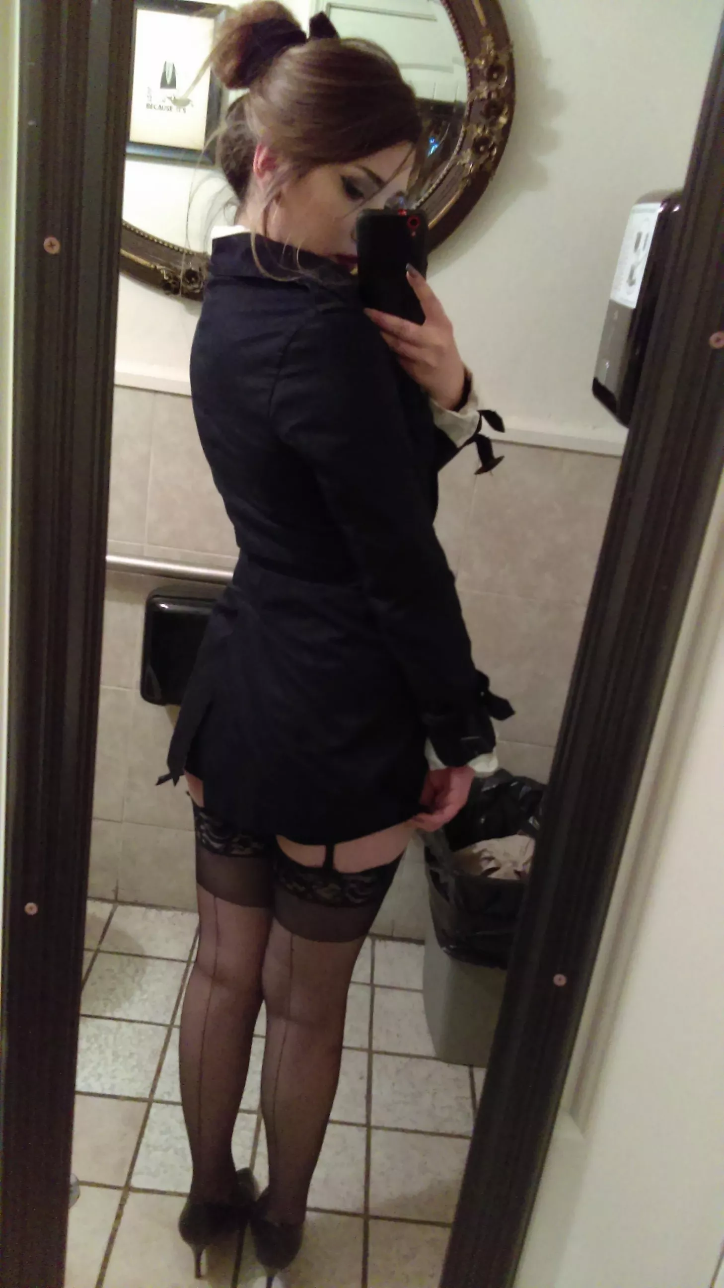 Bar outfit! [29f] posted by poop_dawg