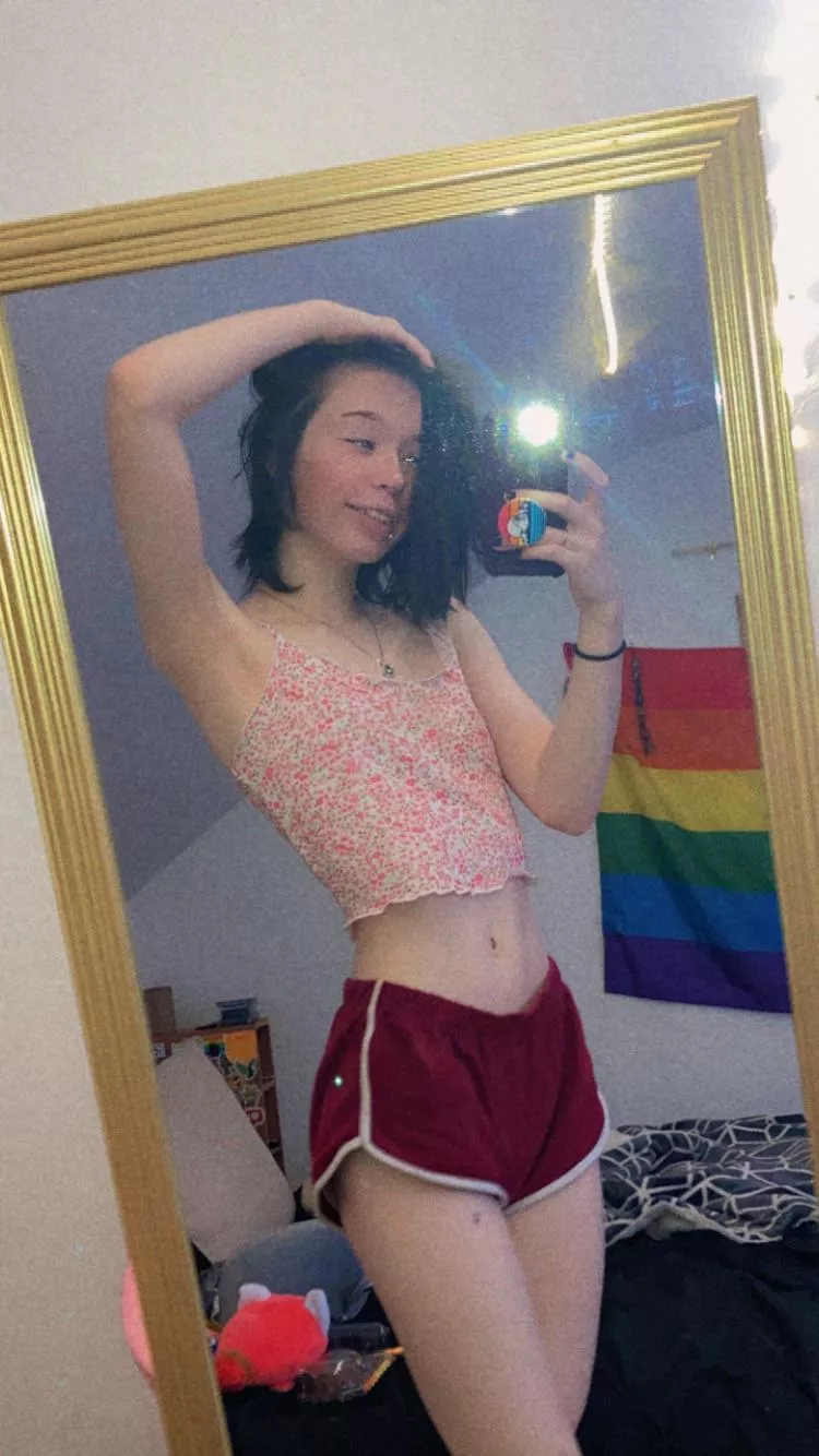 💞Barely Legal & Petite💞 Link below 👇 to see more of me 😉😉 posted by ashey190