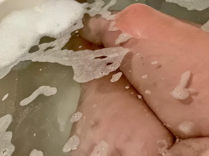 Bath time for me! Who wants to join? by Mimilivinglife0407