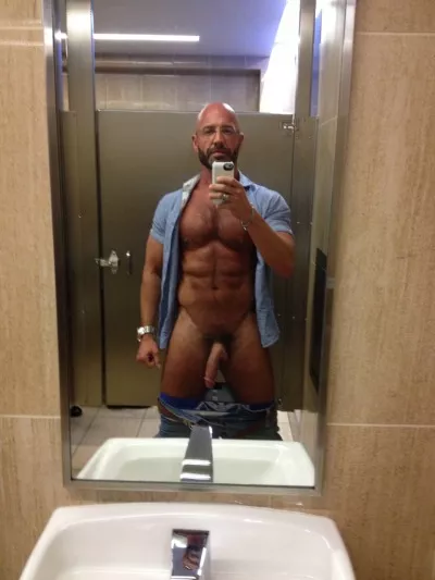 Bathroom selfie (not OP) posted by SevenNSFW