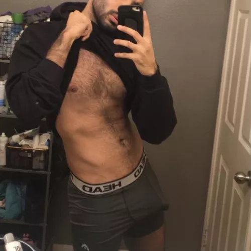 Bathroom selfie by dudedck01