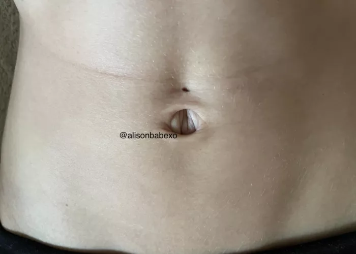 bc you can see it better without the piercing by alisonbabexo