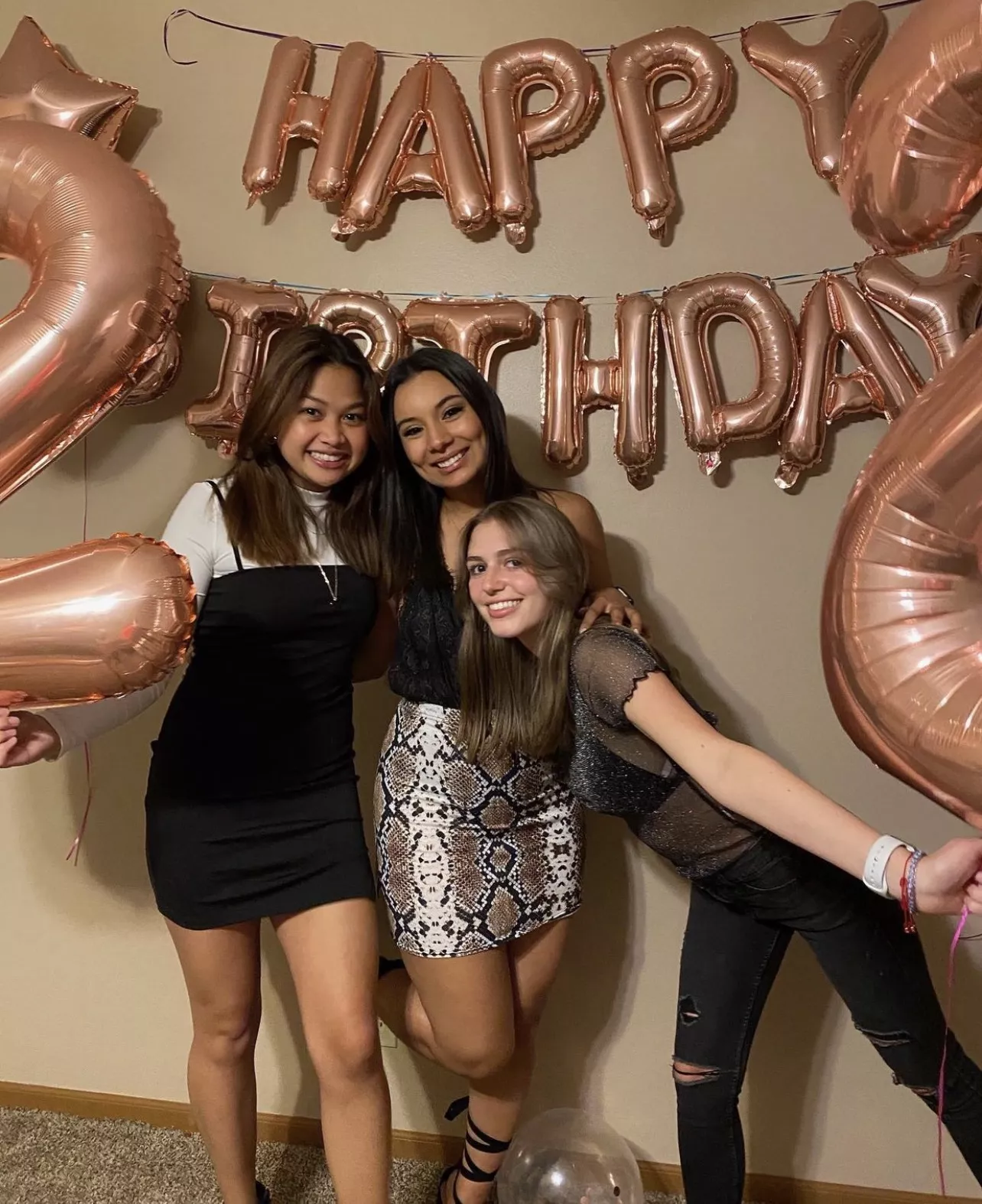 Bday party posted by TotallyNotChrisEvans