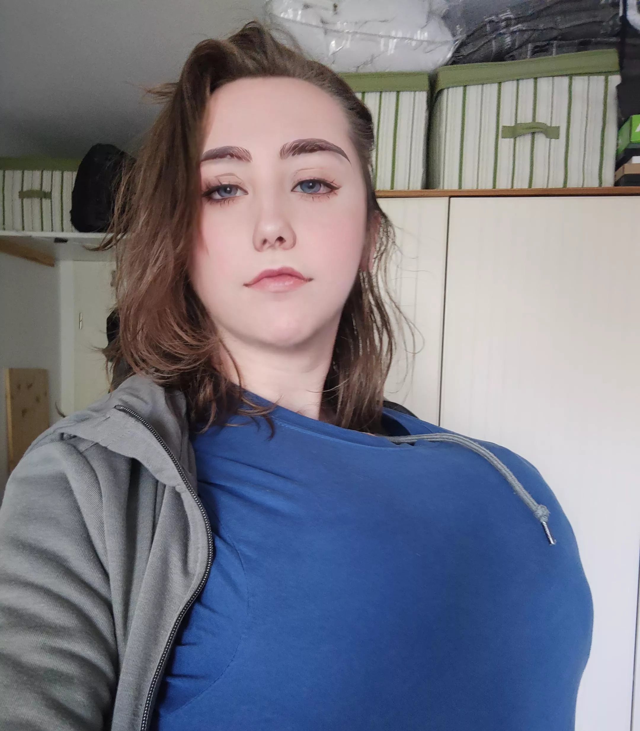 BE has been one of my main kinks for ages. I'd love to talk about it lots with you!~ posted by Bikad