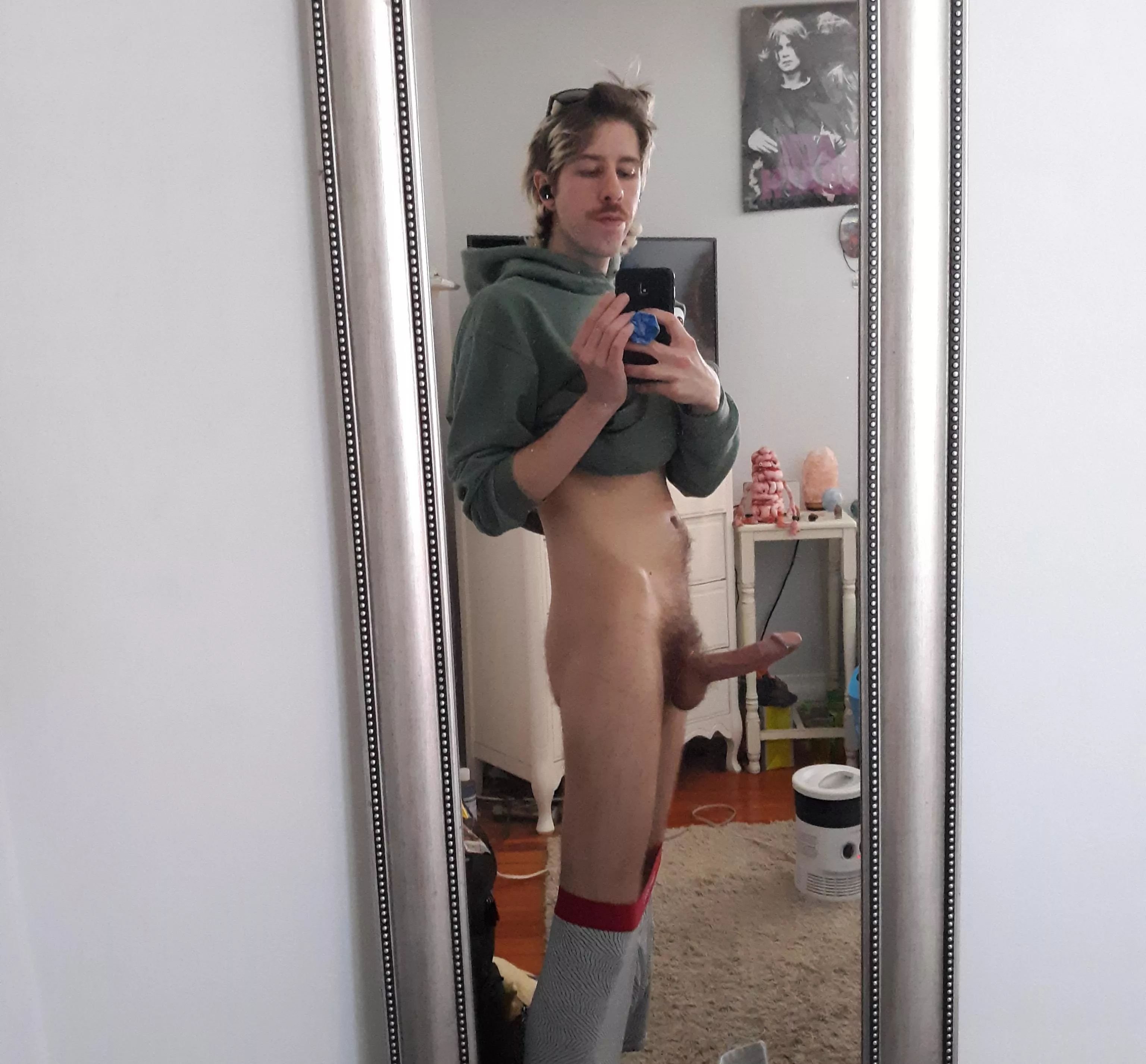 Be honest, would you like to slide in? posted by Urtica_Somnifera