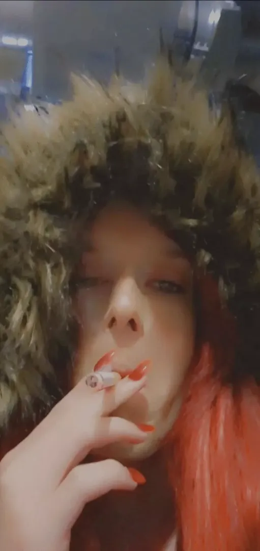 Be my ashtray 👅 posted by Skyla-Mae