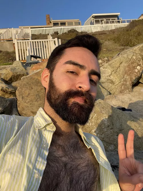 Beach Day ft. Full Trash Can by oldmanjenkins2k18