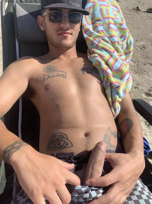 Beach day 🤭😈 by OG_D-1