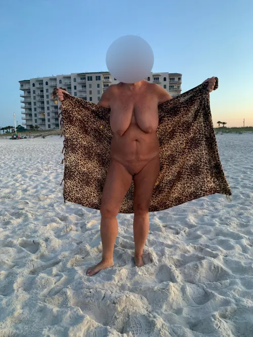Beach flashing!!! by GM52