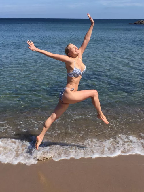 Beachy MILF(43) by Intrepid-Animator-97