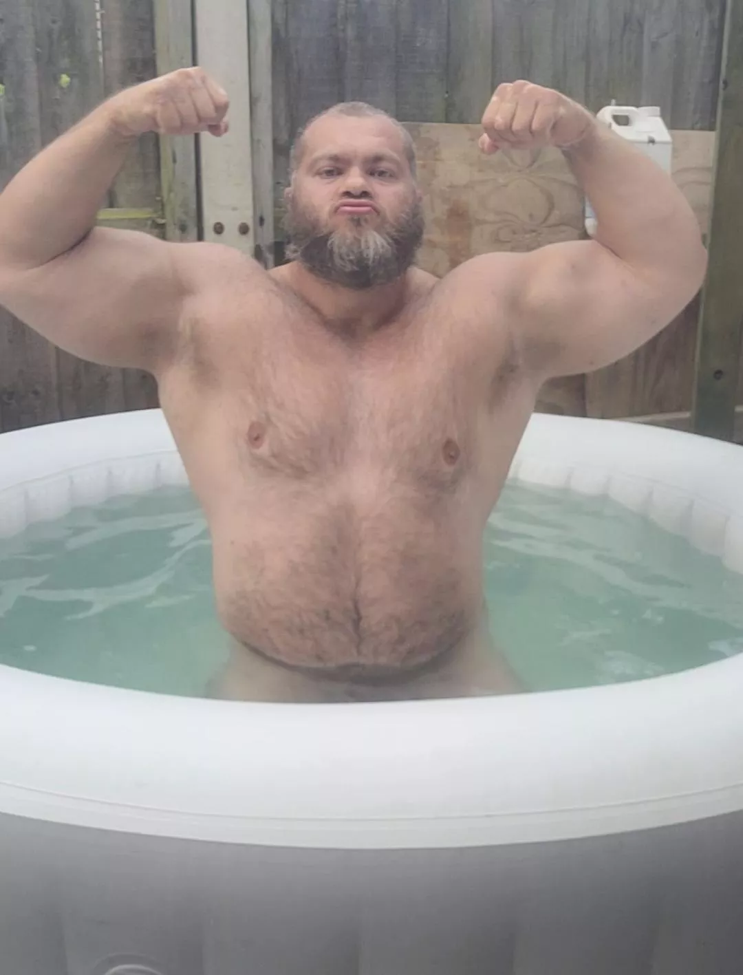 bear gone swimming posted by strongdickie