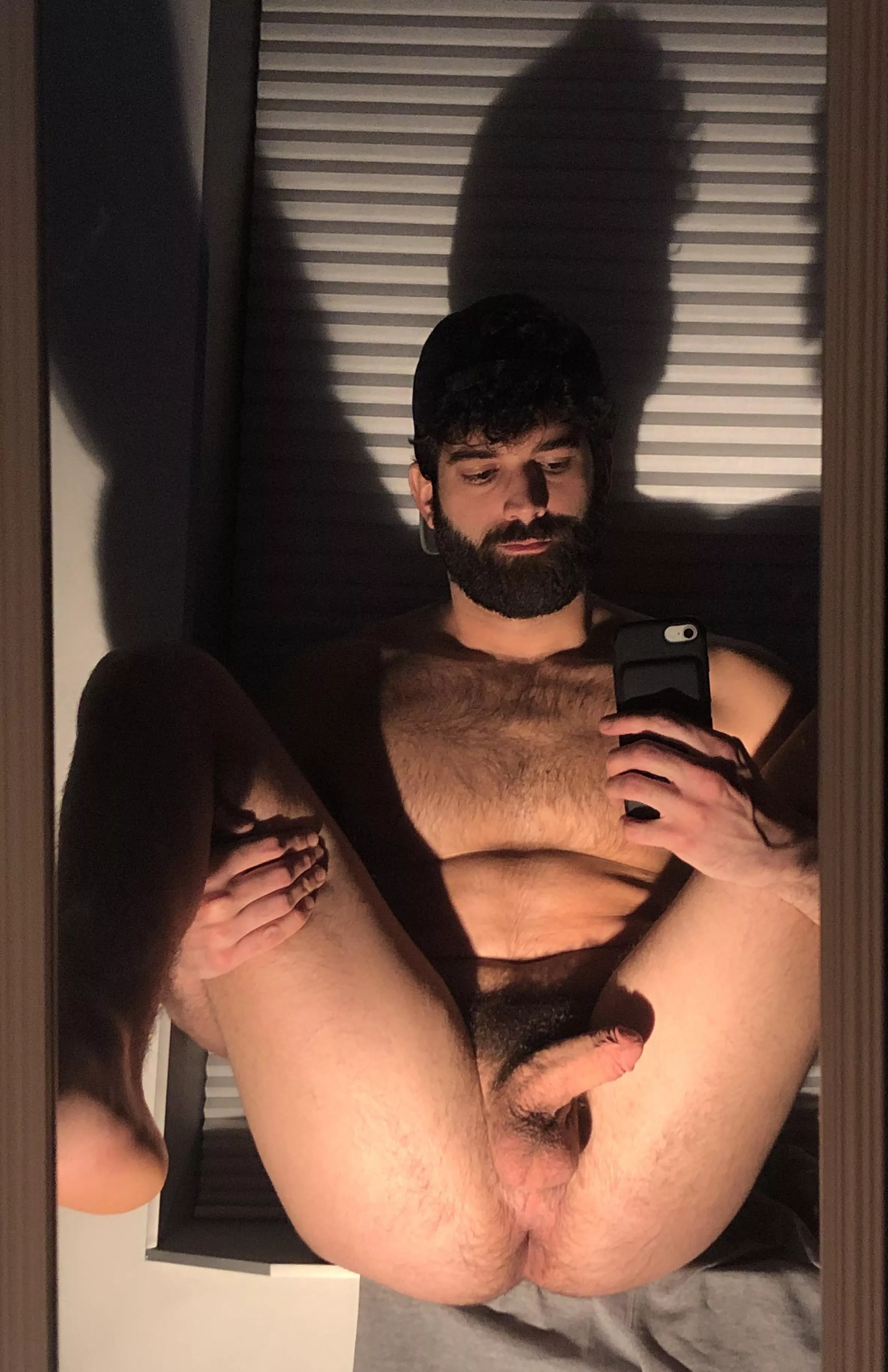 beards and butts posted by Empty-Professional-1