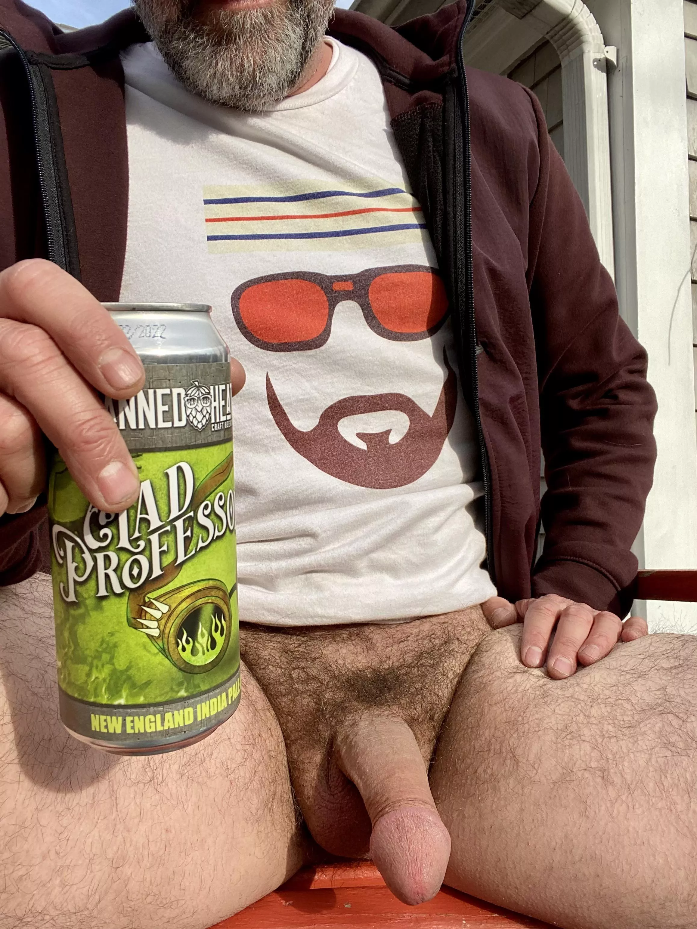 Beautiful all day. Get out of work, clouds roll in and the temp drops. At least the beer is good posted by hairy_monkee