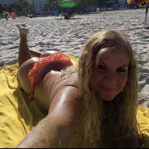 Beautiful booty!!! by imatitan85