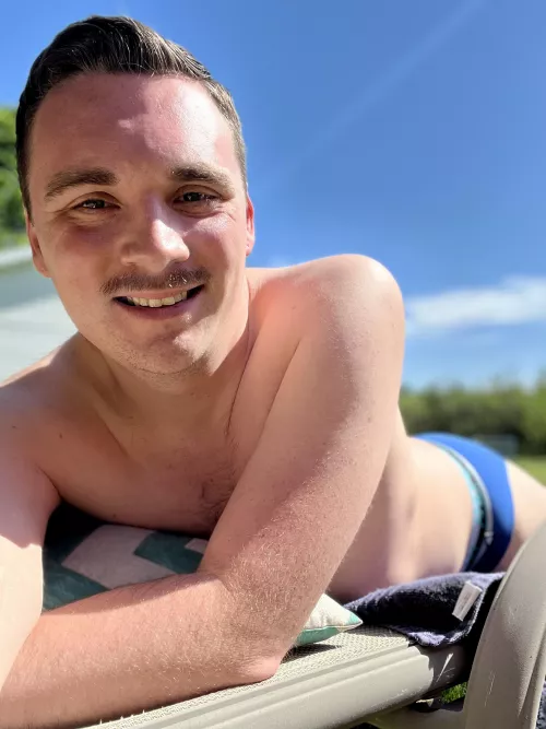 Beautiful day to catch some rays!☀️🍑 by Gullible-Barnacle-98