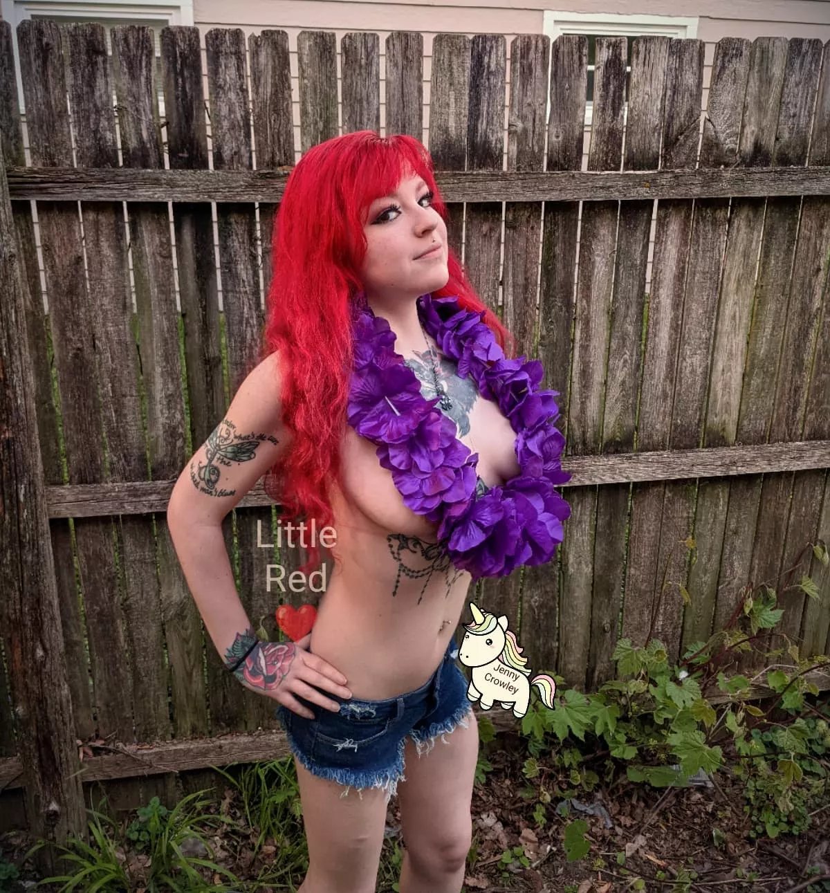 Beautiful day to grill topless, care to see more? 💋❤️ (Currently 40% off , paid/free) posted by LittleRedHot