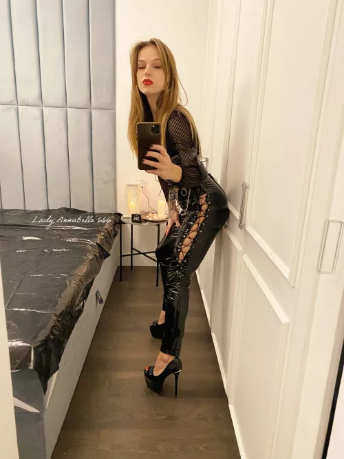 Beautiful legs covered in sexy pants by LadyAnnabelle666