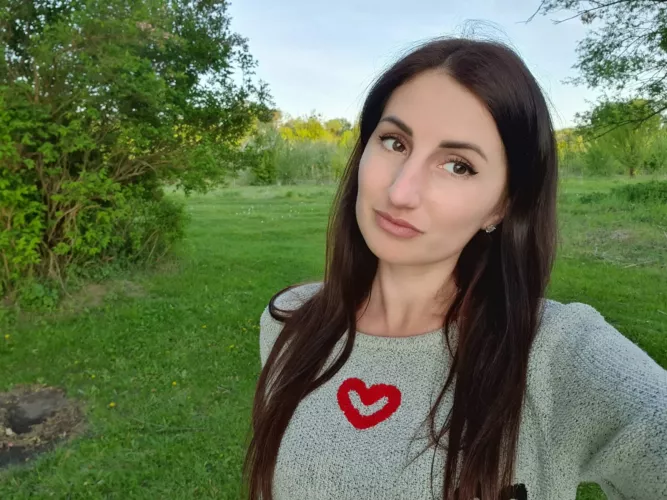 Beautiful Ukrainian Brunette 🇺🇦❤️ Am I your type? by UkraineGirlChat