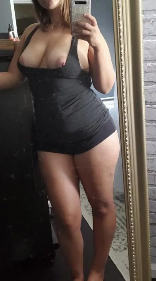 Because it’s Tuesday and I’m stroking before work. by Deckard4321