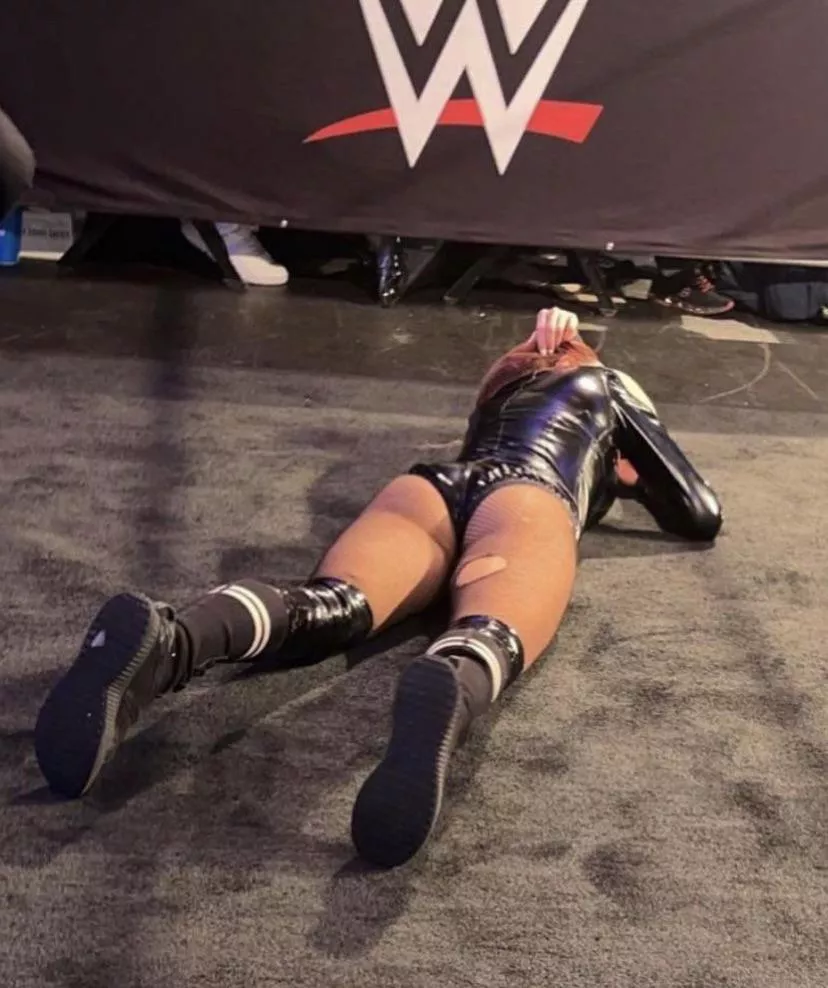 Becky Lynch 🍑 posted by Puzzleheaded-Rub9718