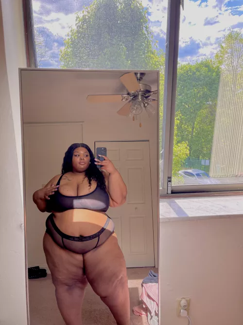 Been a while, but I’m back 😉❤️ by DanekDanielle