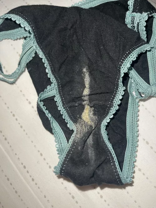 Been a while since I found a pair as nice as these. Sisters panties by King_JA333