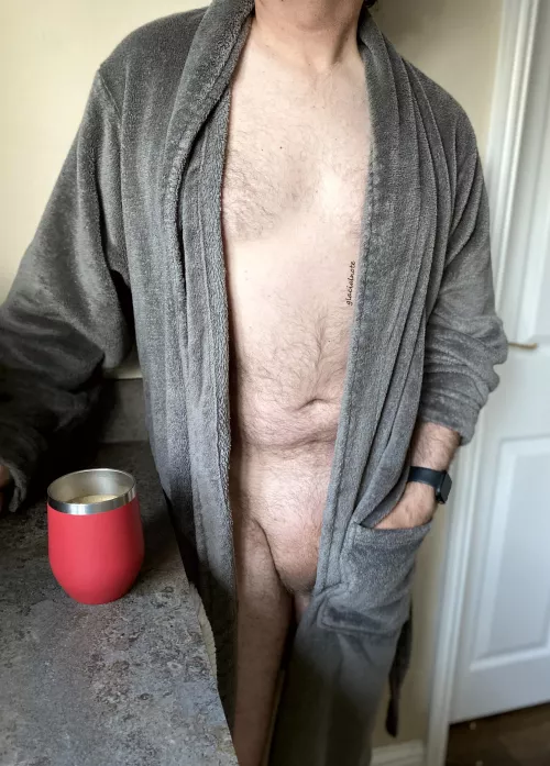 Been a while since I posted a robe pic by glacialnote