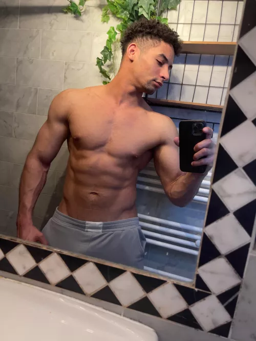 Been hitting the gym allot lately! What do you think? by lextin-fit