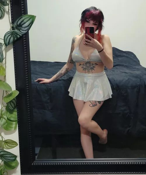 Been MIA for awhile, thought I'd make a reappearance. 😘 by crimzinace