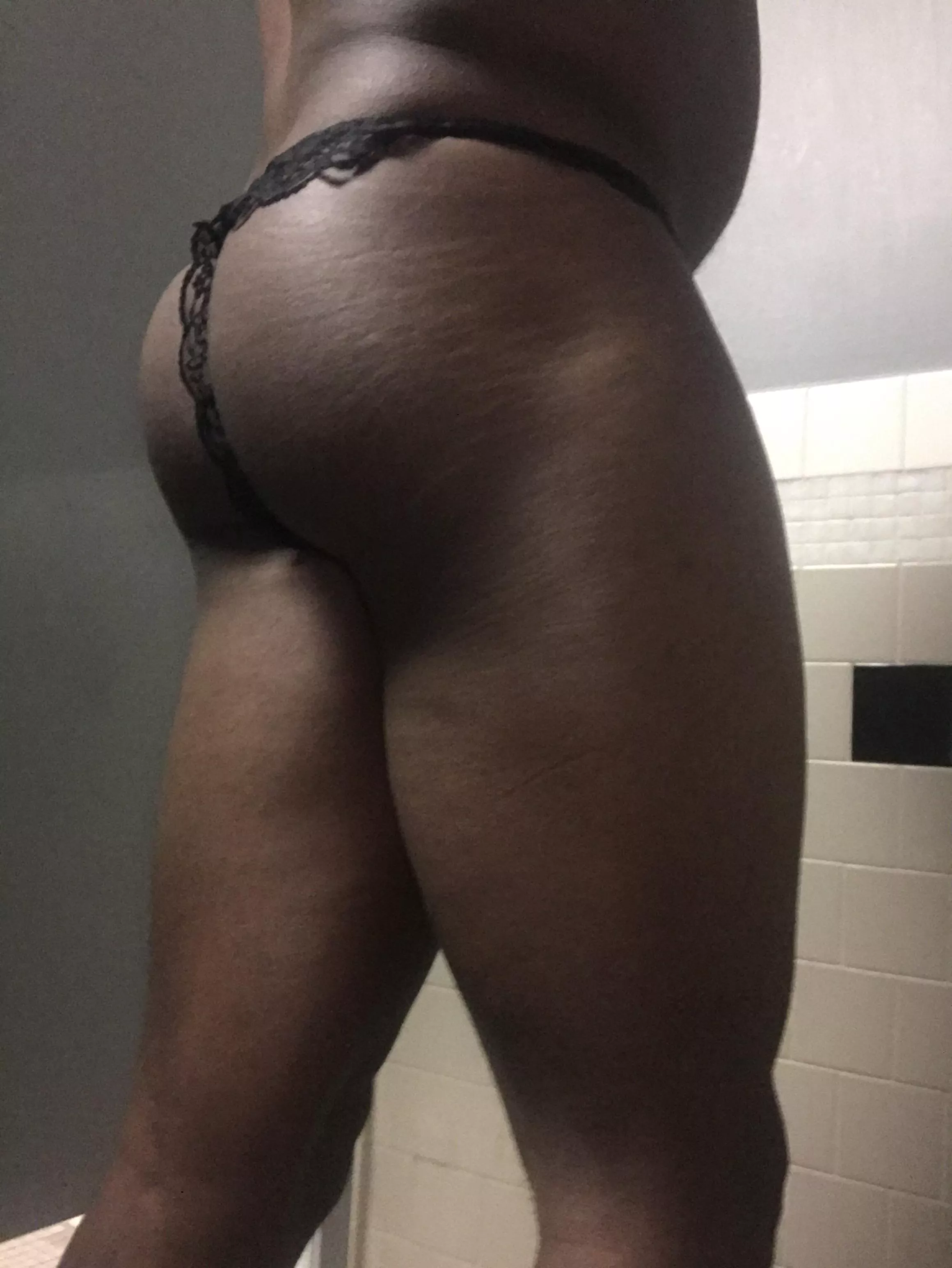 Been working on the legs. How do they look? posted by black_bubblebooty