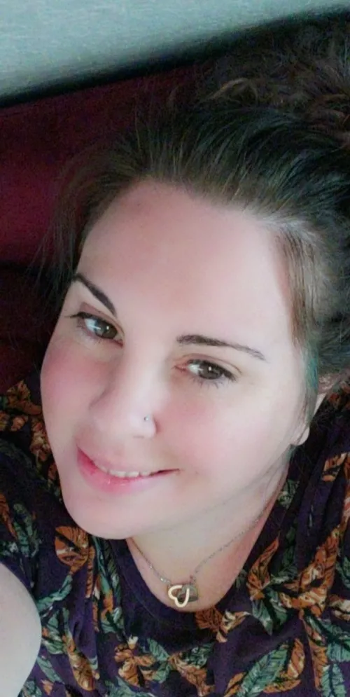 Before she went blonde. Look at that pretty face by bb9769_