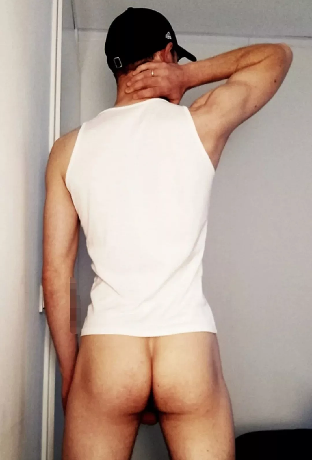 Behind the scenes...(38) posted by DomWestMaster