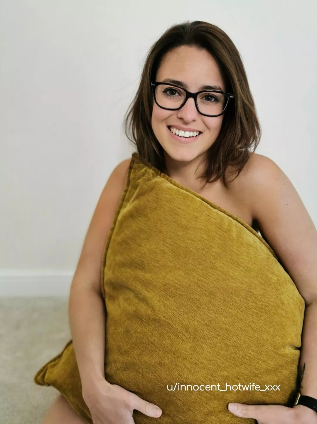 Being a shy wife 😇 posted by Innocent_hotwife_xxx