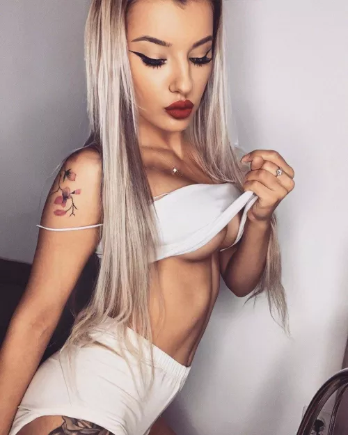 Being innocently naughty just feels right by Bbyvannessa