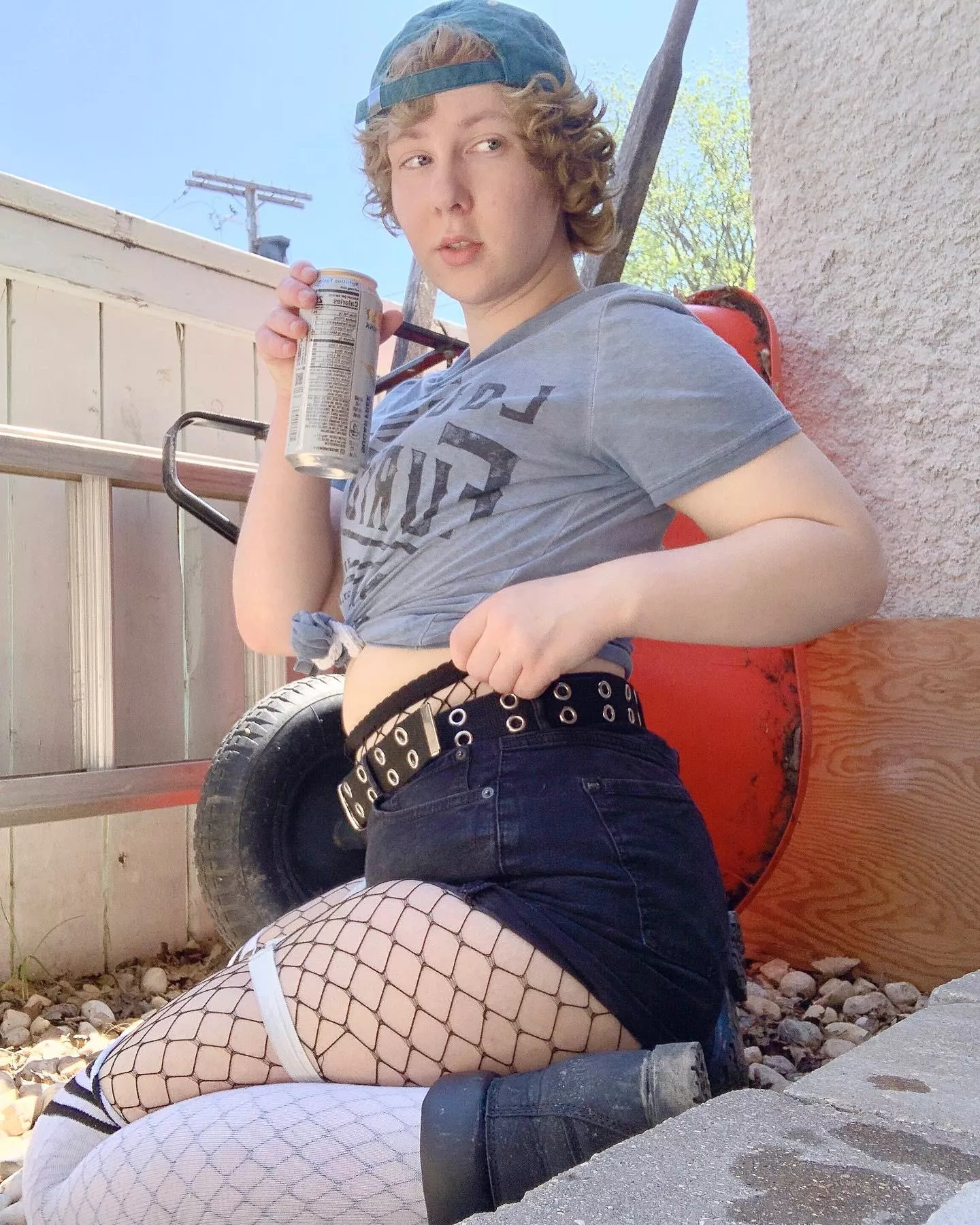 being masculine but in a feminine way 😌 posted by jcatboy