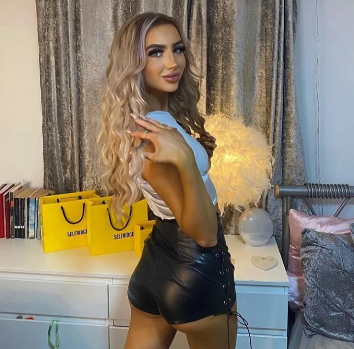 Belle posted by corruptusextremis