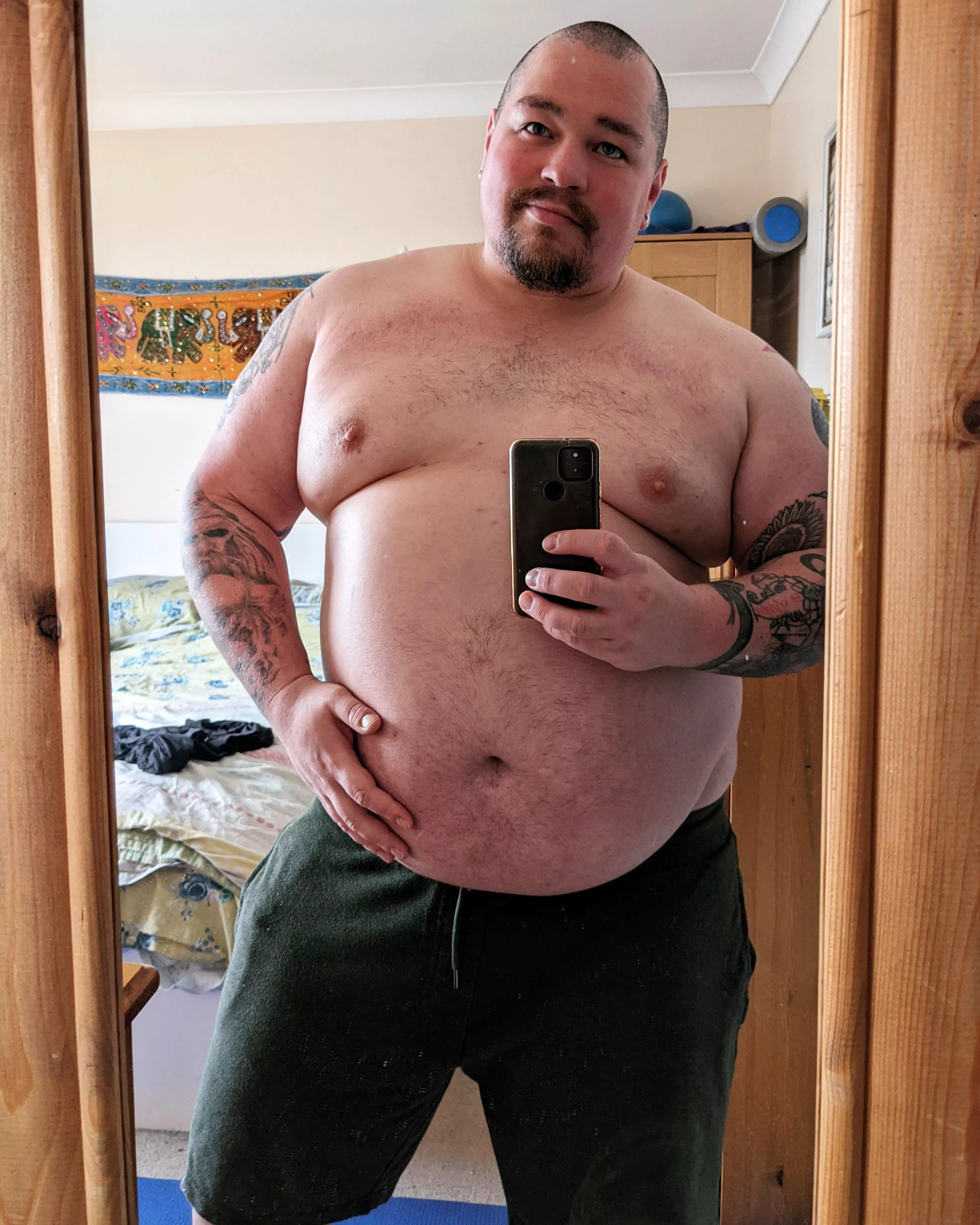 Belly's getting big 😫 posted by BearyBudai