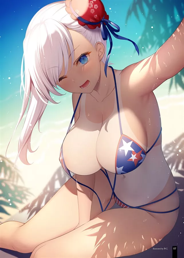 best view at the beach 👀 posted by Haziyuki