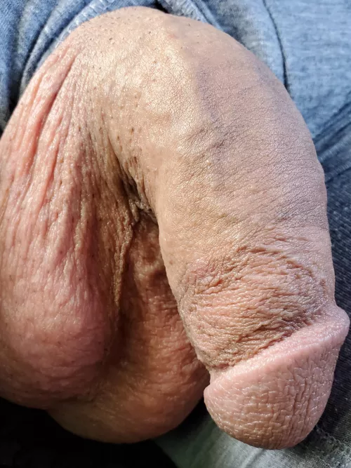 Bet you could get me hard with just your tongue by _StonedToTheBone